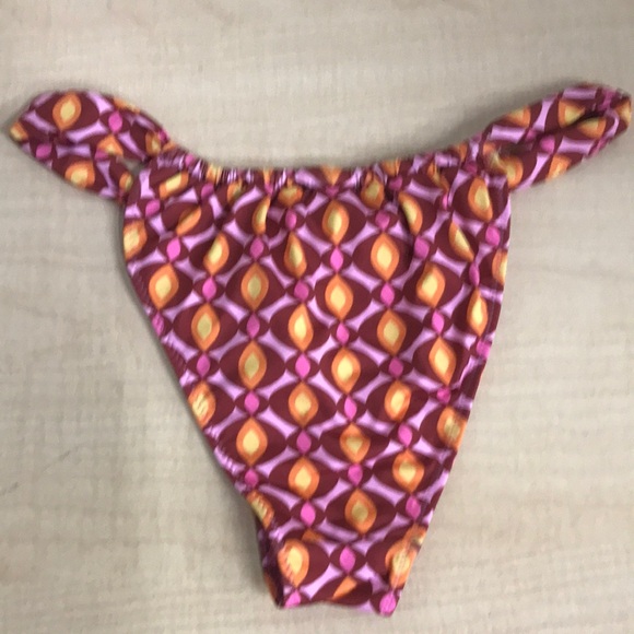 Zara Bikini Bottom - Picture 2 of 2